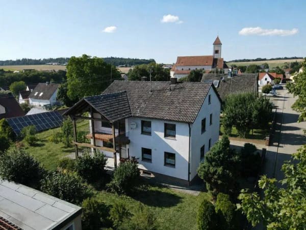 Immobilie in Tagmersheim - MASSIV GEBAUT - Zweifamilienhaus mti Garage und großem Garten - Bild 0