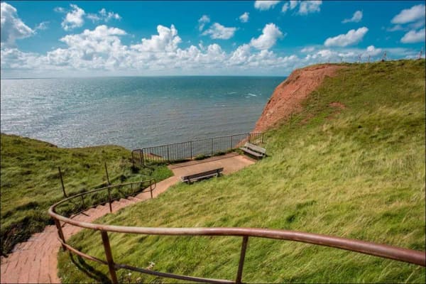 Immobilie in Helgoland - Helgoland - Sanierungsobjekt mit Potenzial - Bild 2