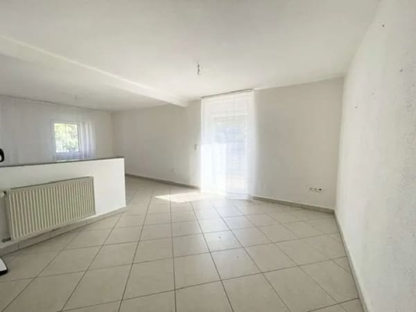 Immobilie in Freudenberg - Solides Zweifamilienhaus in Freudenberg-Oberheuslingen sucht freundliche, neue Eigentümer - Bild 2