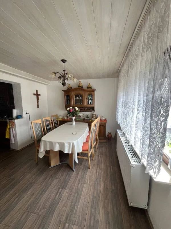 Immobilie in Limeshain - Gepflegtes 2-Familienhaus mit Nebengebäude und Werkstatt - viel Potenzial. - Bild 3