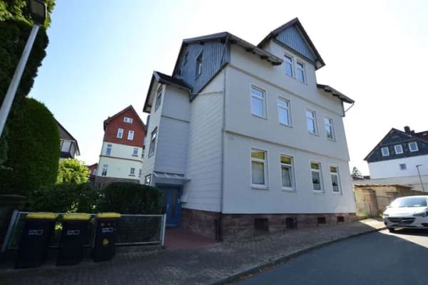 Immobilie in Stadtoldendorf - gepflegtes 3-Familienhaus in 37627 Stadtoldendorf - Bild 1