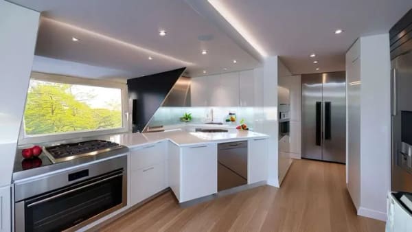 Immobilie in Düsseldorf - Modernes City‑Apartment im Herzen Düsseldorfs – sofort verfügbar - Bild 1