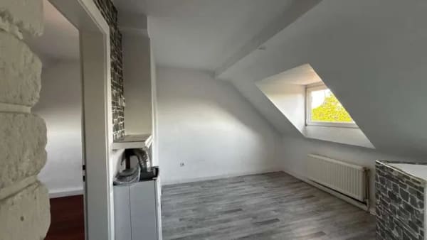 Immobilie in Düsseldorf - Modernes City‑Apartment im Herzen Düsseldorfs – sofort verfügbar - Bild 2
