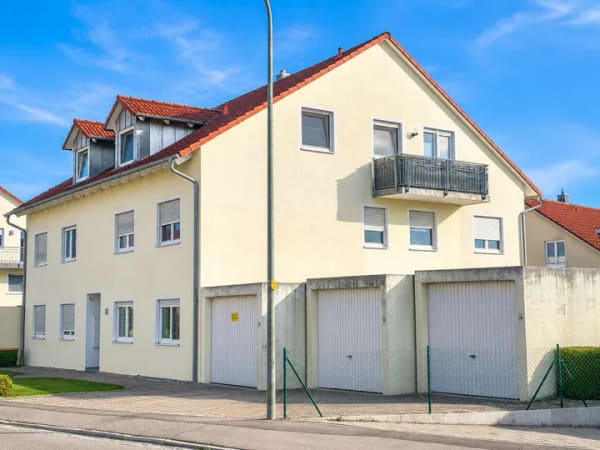 Immobilie in Gaimersheim - PROVISIONSFREI: Charmante 2-Zimmer-Dachgeschosswohnung in Gaimersheim - Bild 0