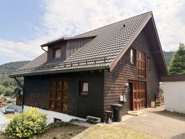 Immobilie in Alpirsbach - Fernsicht, ruhige Lage und viel Platz für die Familie - Bild 3