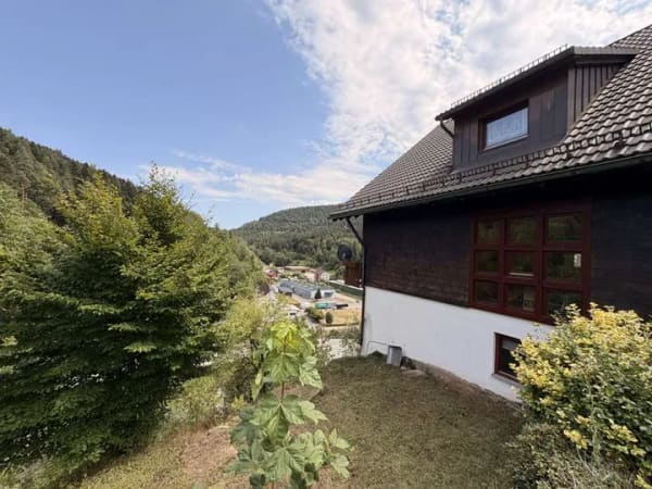 Immobilie in Alpirsbach - Fernsicht, ruhige Lage und viel Platz für die Familie - Bild 4