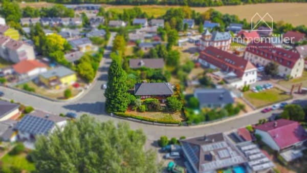 Immobilie in Albisheim (Pfrimm) - Für Familien & Ruhesuchende: Bungalow mit ebenerdigem Wohnkonzept & großem Garten in Albisheim - Bild 1