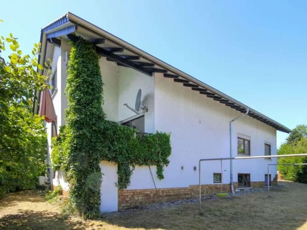Immobilie in Neuhof - Einfamilienhaus mit Einliegerwohnung - Viel Platz zum Leben, Wohnen und Gestalten in Hauswurz - Bild 2