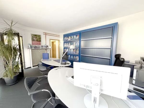 Immobilie in Rhumspringe - Wohn- und Geschäftshaus in Rhumspringe - Sanierungsobjekt mit sehr vielen Möglichkeiten - Bild 1