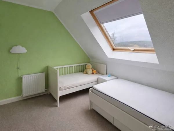Immobilie in Roth - Charmante 4-Zimmer-Wohnung  - ruhig gelegen & familienfreundlich - Bild 4
