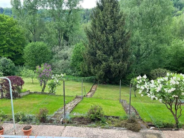 Immobilie in Wallerfangen - Großzügiges Wohnhaus mit vielfältigen Nutzungsmöglichkeiten - Bild 3