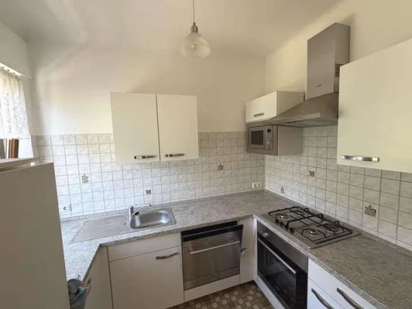 Immobilie in Wallerfangen - Großzügiges Wohnhaus mit vielfältigen Nutzungsmöglichkeiten - Bild 4