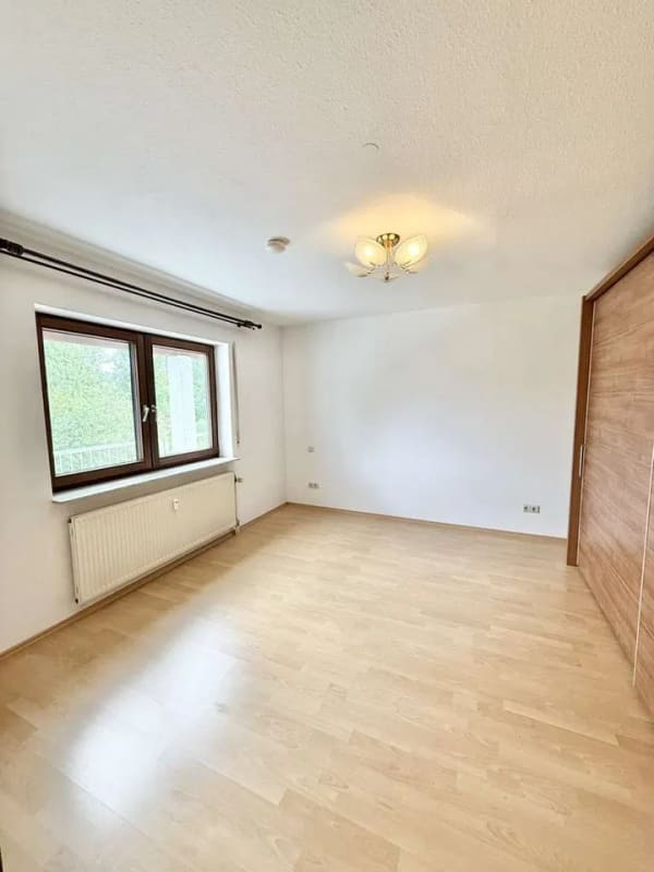Immobilie in Bammental - Freie, seniorengerechte 2-Zimmer-Wohnung in naturnaher Lage mit Einbauküche im Betreuten Wohnen - Bild 1