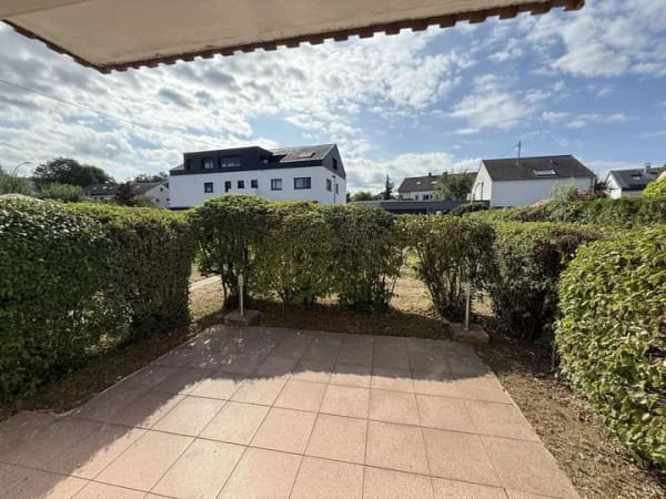 Immobilie in Gomaringen - Charmante Doppelhaushälfte mit schönem Garten und großer Garage - Bild 4