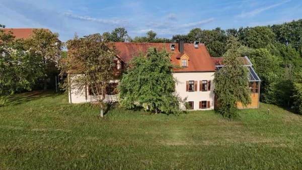 Immobilie in Neunburg vorm Wald - Anmutiges Anwesen mit 2 Wohneinheiten, Gastronomie und Ladengeschäft in Neunburg vorm Wald - Bild 4