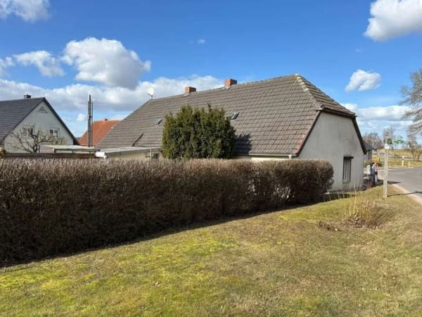 Immobilie in Knorrendorf - Platz für Ideen! Freistehendes Einfamilienhaus mit großer Ausbaureserve & Garten - Bild 3