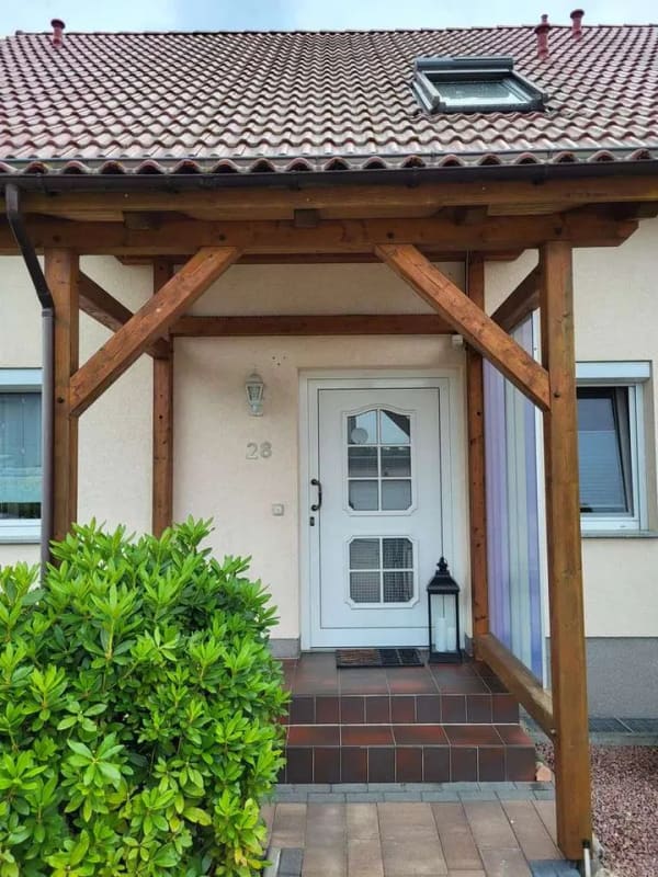 Immobilie in Schlaubetal - TOP gepflegte DHH mit Wintergarten und Kamin in Fünfeichen - Bild 3