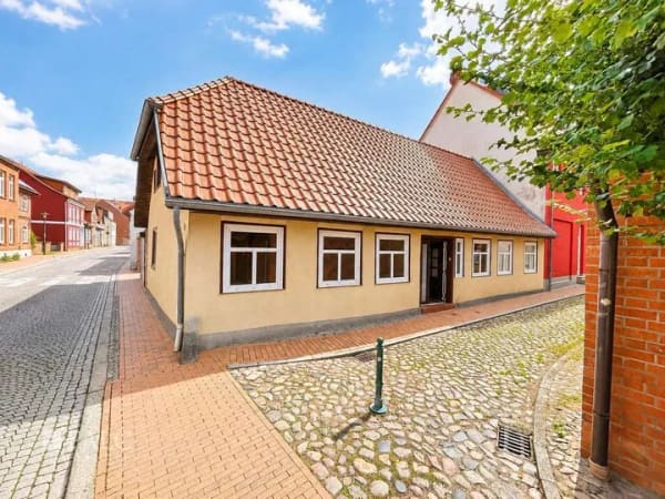 Immobilie in Carlow - ***Barrierefreies, seniorengerechtes Einfamilienhaus in zentraler Lage von Rehna*** - Bild 1