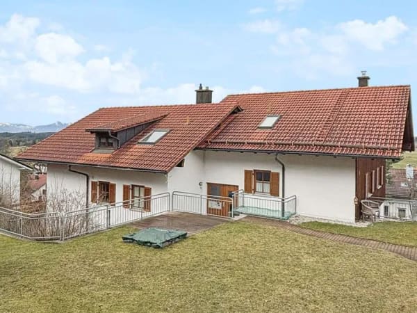 Immobilie in Halblech - Wohnen mit Alpenblick: Moderne Gartenwohnung in begehrter Lage von Halblech - Bild 4