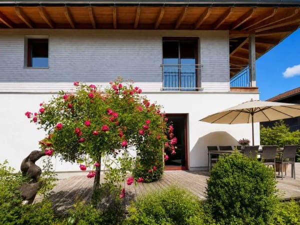 Immobilie in Breitbrunn am Chiemsee - Alpenpanorama & Chiemsee-Flair – Ihr neues Zuhause in privilegierter Lage - Bild 1