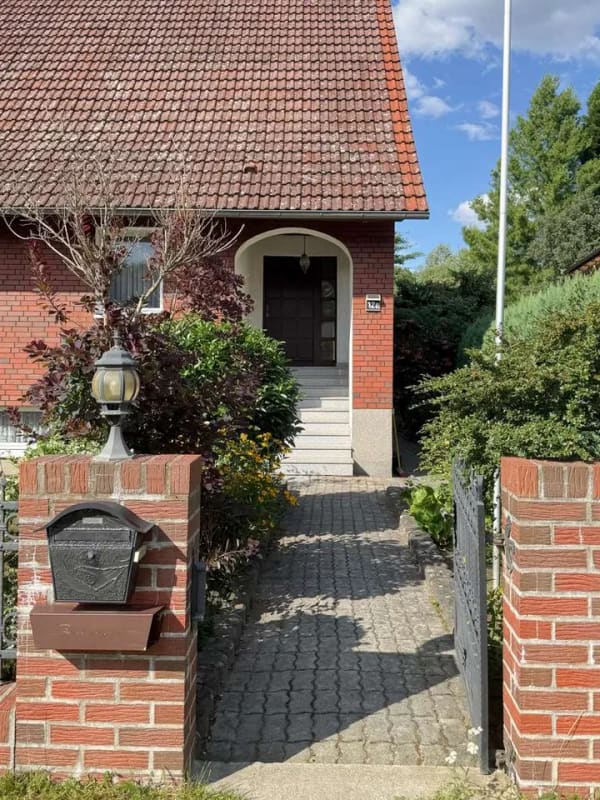 Immobilie in Woltersdorf - ++ Geräumiges Einfamilienhaus mit viel Platz für die ganze Familie ++ - Bild 1