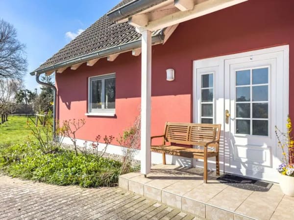 Immobilie in Klausdorf - Nur ca. 2 km zum Wasser // Einfamilienhaus in Feldrandlage // Großes Grundstück // 5 Zimmer - Bild 1