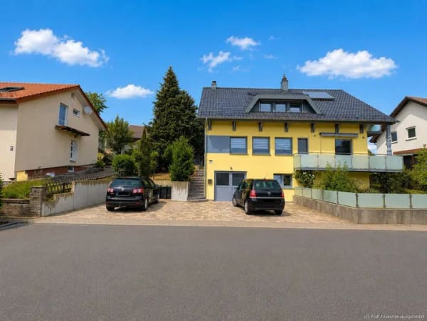 Immobilie in Limbach - Modernisiertes Zweifamilienhaus mit viel Platz und vielseitigen Nutzungsmöglichkeiten - Bild 1