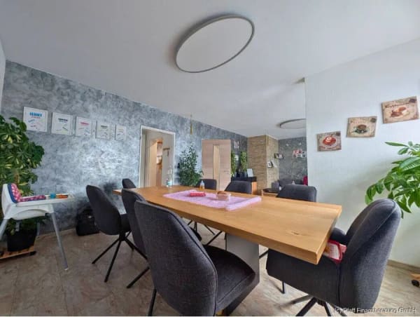 Immobilie in Limbach - Modernisiertes Zweifamilienhaus mit viel Platz und vielseitigen Nutzungsmöglichkeiten - Bild 4