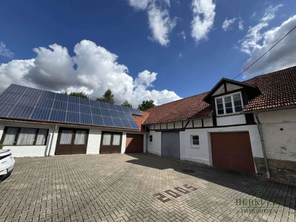 Immobilie in Edertal - Zweifamilienhaus mit viel Potential - Bild 2