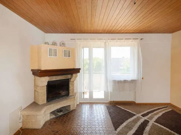 Immobilie in Heuchlingen - Großzügiges Zuhause mit Garten und Raum für mehr! - Bild 2