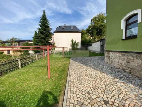 Immobilie in Lauter-Bernsbach - NEUER PREIS**** Solides Wohn- und Geschäftshaus, auch für Eigennutzer! - Bild 2