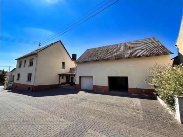 Immobilie in Berod bei Wallmerod - Viel Raum für Macher: Haus mit Ladenlokal, Backstube und Scheune in Berod - Bild 2