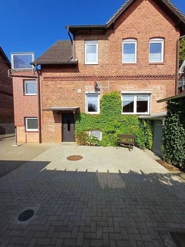 Immobilie in Ludwigslust - Vielseitig nutzbares Wohnhaus mit Garten - Bild 3