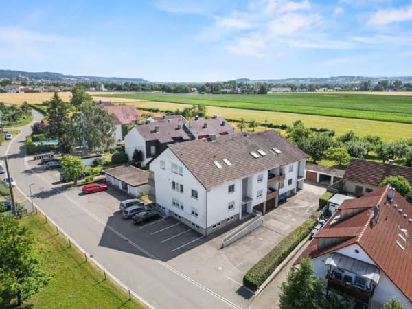 Immobilie in Baienfurt - Renovierte 4-Zimmer-Wohnung mit Balkon in beliebter Wohnlage von Baindt-Schachen - Bild 1