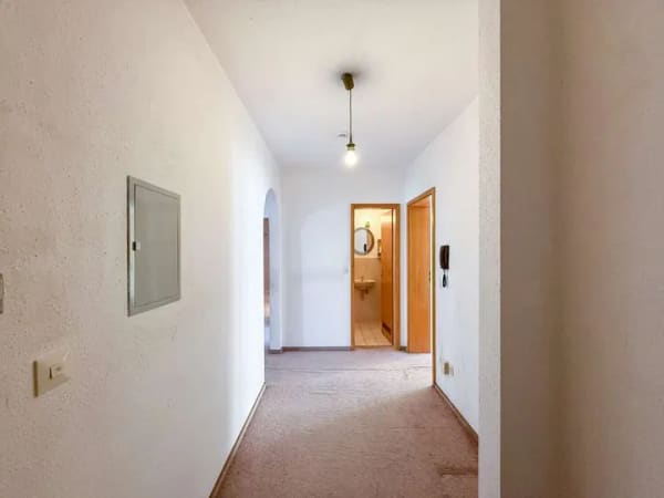 Immobilie in Nördlingen - Nördlingen: 3,5-Zimmerwohnung im 1. OG mit Balkon und Tiefgaragenstellplatz - Bild 1