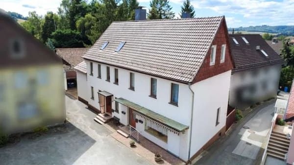 Immobilie in Bad Grund - Rohdiamant mit Potential - Solides Haus aus den 30er Jahren mit vielen Wohnmöglichkeiten - Bild 1