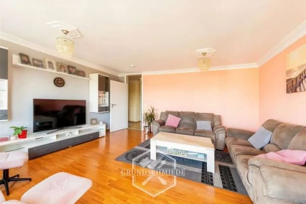 Immobilie in Asperg - Viel Platz, viel Sonne – 4,5 Zimmer mit Westbalkon - Bild 2