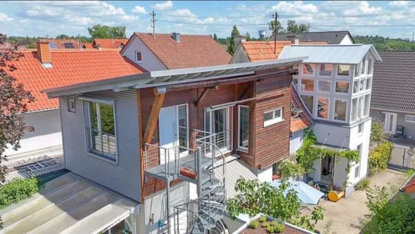 Immobilie in Berg (Pfalz) - Drei Epochen, ein Zuhause – Außergewöhnliches Ensemble mit Charakter und Weitblick - Bild 1