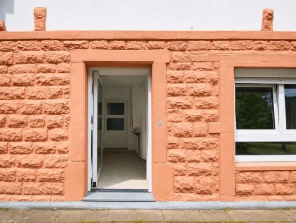 Immobilie in Elmstein - Platz für heute. Ideen für morgen. Einfamilienhaus mit Garten und zwei Stellplätzen - Bild 1