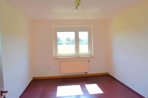 Immobilie in Neumark - Endlich die eigene Wohnung kaufen * 3 Zimmer 60m² * beliebtes 1. OG * PKW-Stellplatz - Bild 2
