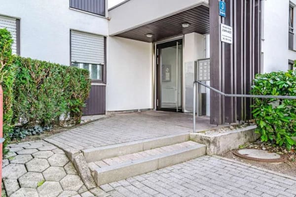 Immobilie in Unterschleißheim - 1-Zimmer in Unterschleißheim: vermietet, mit Balkon, barrierefrei und TG-Stellplatz, S-Bahn in weni - Bild 1