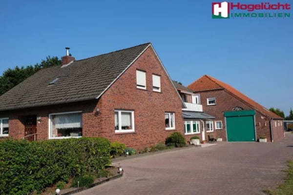 Immobilie in Aurich - Ein geräumiges Einfamilienhaus mit Einliegerwohnung und Scheune - Bild 2