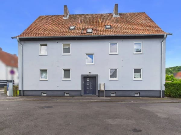 Immobilie in Rotenburg an der Fulda - Sofortige Mieteinnahmen sichern - Vollvermietetes Mehrfamilienhaus in guter Lage von Rotenburg - Bild 0