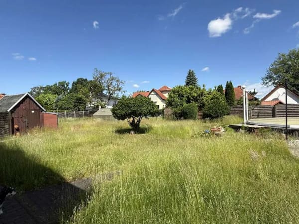 Immobilie in Dallgow-Döberitz - 140 qm Heimatvilla in Toplage. Hoher Keller, Ausbaureserve, Pool, Bahnhof 5 Minuten zu Fuß. - Bild 2