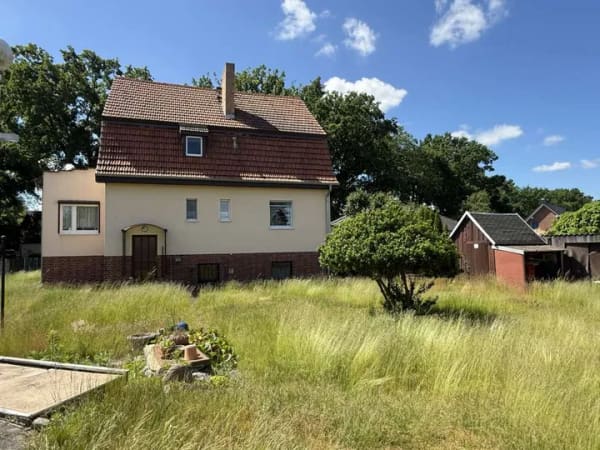 Immobilie in Dallgow-Döberitz - 140 qm Heimatvilla in Toplage. Hoher Keller, Ausbaureserve, Pool, Bahnhof 5 Minuten zu Fuß. - Bild 4