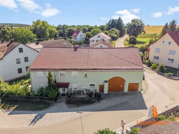 Immobilie in Tagmersheim - **Wohnen mit Charakter - charmantes Bauernhaus mit vielseitigen Nutzungsmöglichkeiten!** - Bild 2
