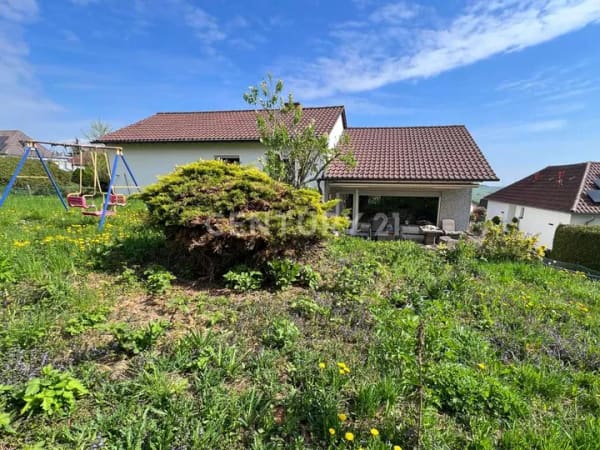 Immobilie in Essenheim - EIN ZUHAUSE MIT GANZ BESONDEREM CHARAKTER  - Außergewöhnliches Wohnen auf sehr großem Grundstück - Bild 3