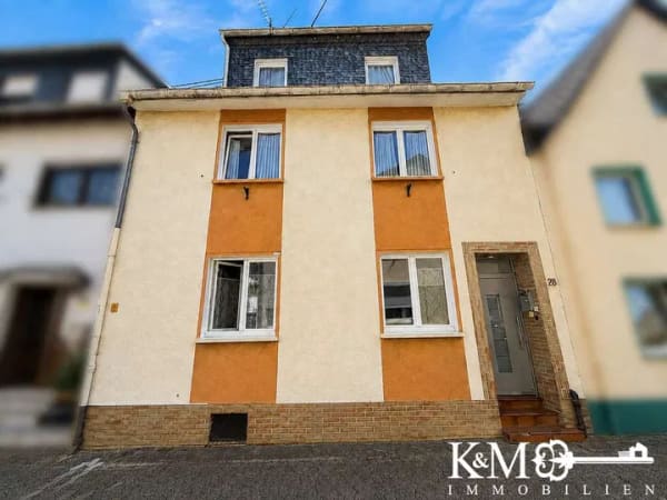 Immobilie in Rhens - Charmantes Stadthaus mit Innenhof und viel Entwicklungspotenzial - Bild 0