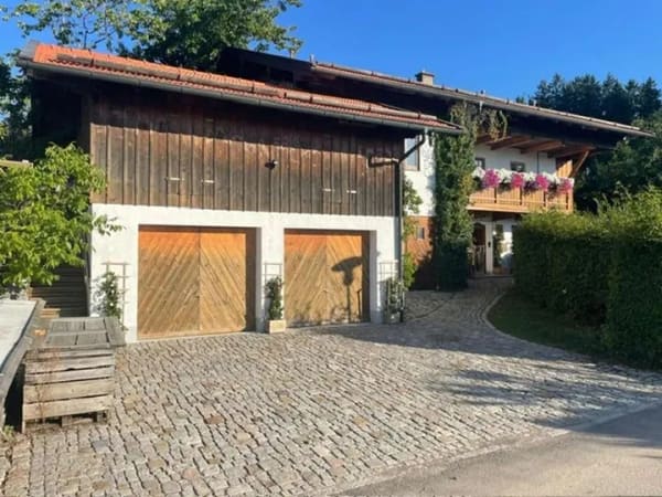 Immobilie in Surberg - Landhaus mit Weitblick auf großem Grundstück – idyllische Lage, wertvolle Benefitfläche, Werkstatt - Bild 0