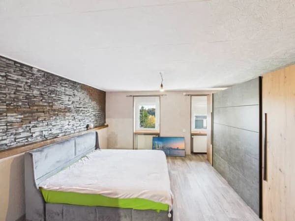 Immobilie in Merchweiler - Gemütliches Einfamilienhaus in Merchweiler - 102 m² Wohnfläche und großer Garten! - Bild 2